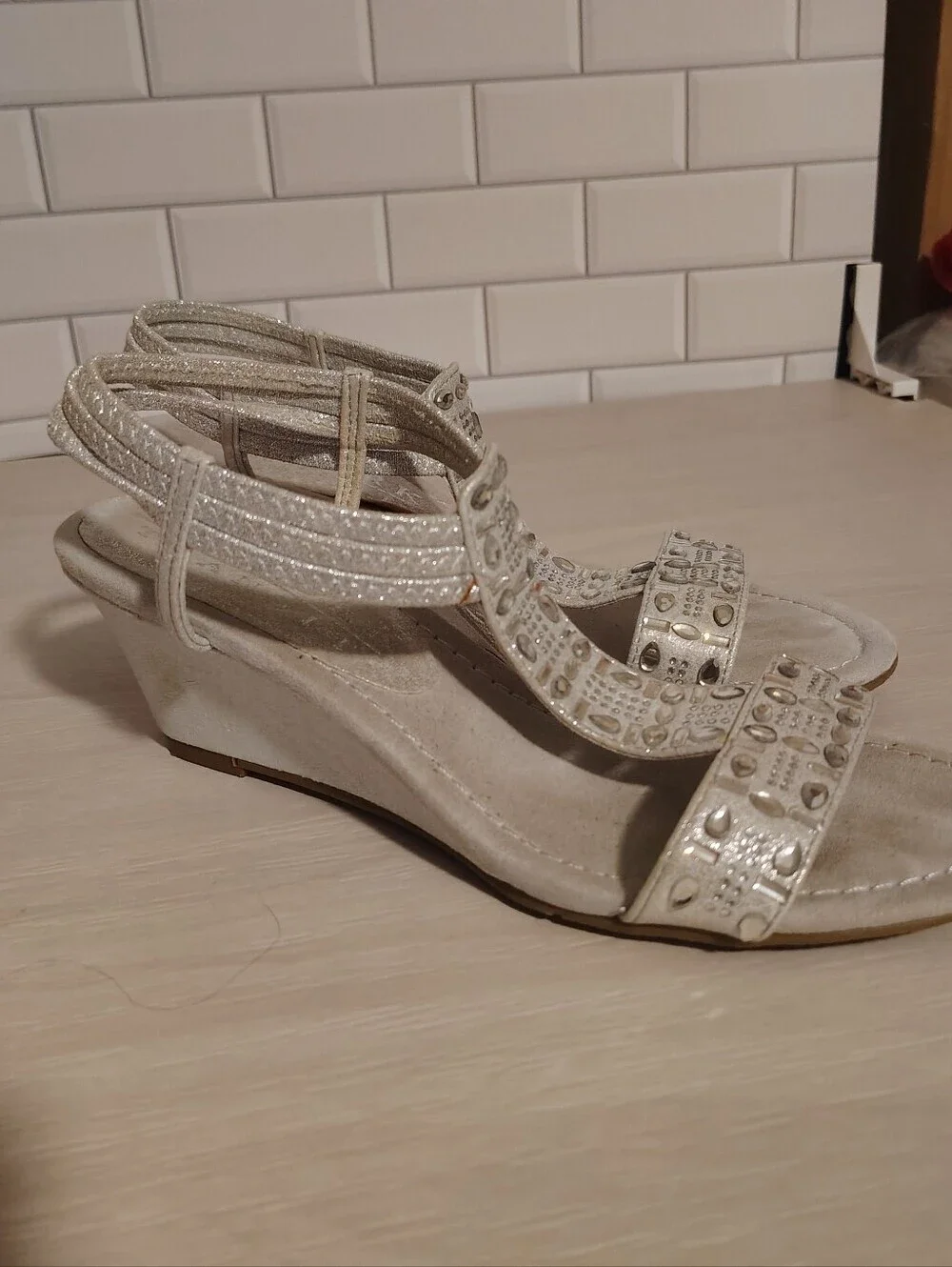 New York Transit Embellished Silver Wedge Sandals for Women 7.5